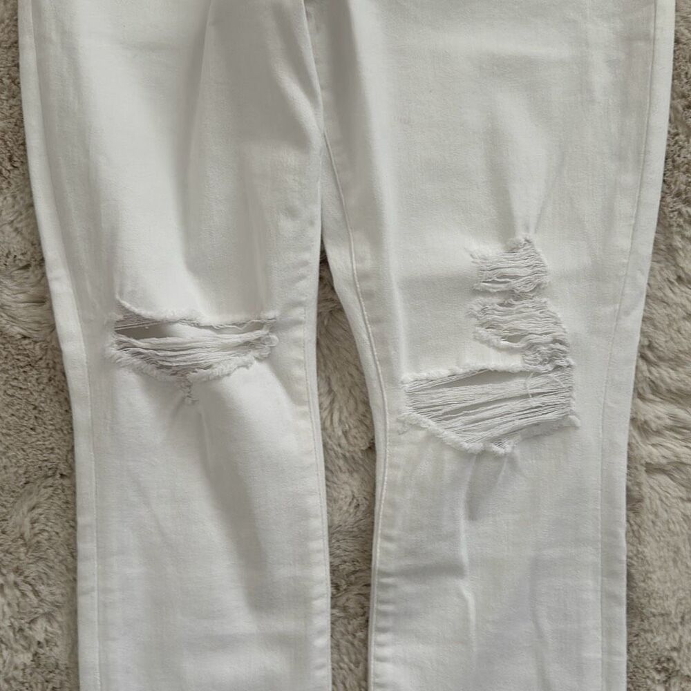 Good American Good Waist Crop Distressed Jeans White Size 12/31 - Picture 3 of 8